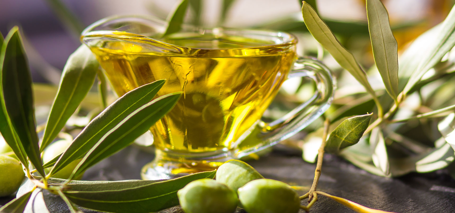 Che differenza c’è tra olio evo e olio d’oliva?